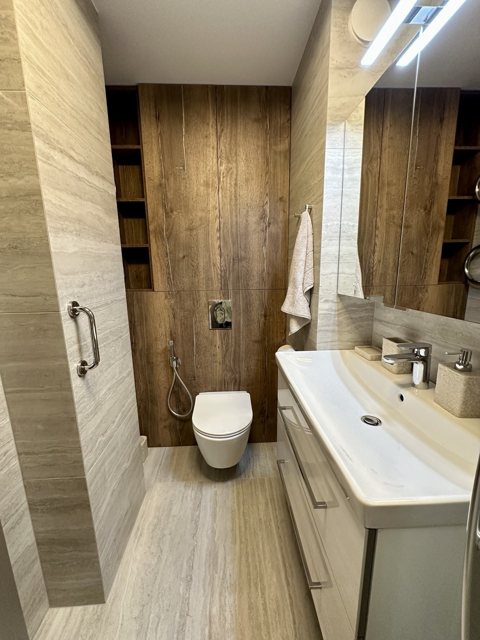 photo_6030586356981418438_y